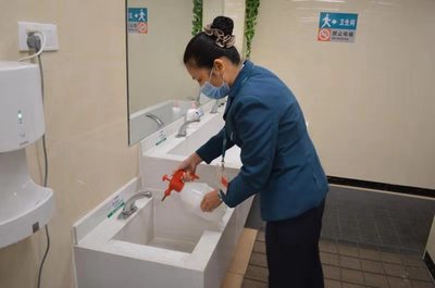 广东多措并举加强客运、服务区节后返程疫情防控与消毒服务